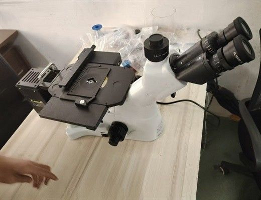 Microscópio Metalográfico Invertido Avançado HM-41X