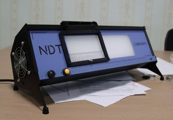 Visualizador de filmes de raios-X com lupa 2x e lâmpada LED com interruptor de pé