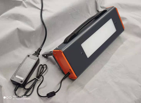 Visor de filme radiográfico LED HFV-4010P com área de visualização de 400x100 mm, controlo manual + comutador de pé e visualização de densidade > 4,0