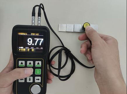 TG-5100D Medidor de Espessura Ultrassônico Industrial com A-SCAN B SCAN em Tempo Real, Tela OLED de Cor Verdadeira Instrumento de END de Alta Precisão