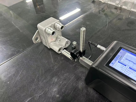 SRT-7300 Teste de rugosidade e ondulação Indústria Instrumento de medição da rugosidade da superfície e do perfil