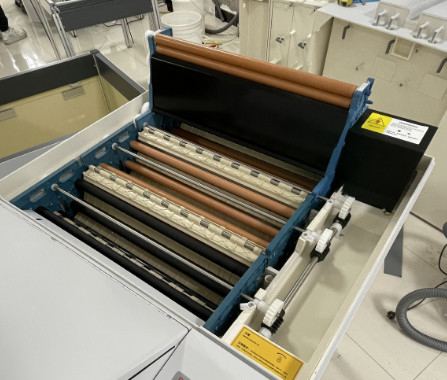 Tempo de desenvolvimento de 20 a 60 segundos Detector de falhas de raios X NDT / Processador de desenvolvimento de filme HDL-P17A com capacidade de tanque de medicamentos fixos