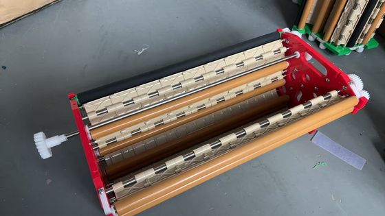 Processador de filme NDT de fácil portabilidade com largura máxima de 450 mm e tamanho mínimo de filme de 50 × 100 mm