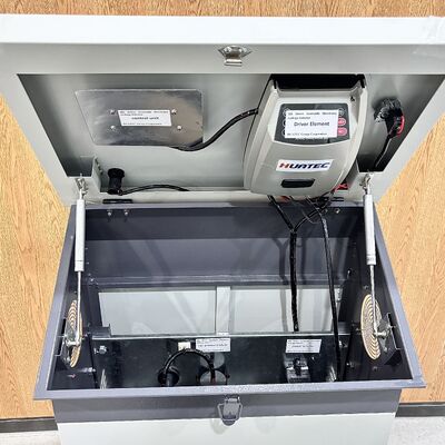 HUATEC-8DJ Detector de vazamento de geomembrana de alta tensão de pulso 0,6 ~ 31,5KV Instrumento de teste de vazamento de rachaduras de pinhole geotextil