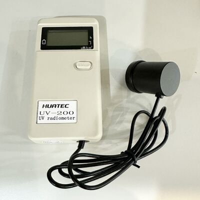 UV-200 Compacto Radiômetro UV Múltiplos sondas de comprimento de onda de luz de baixa distância 9V Bateria Alimentada UV lâmpada Instrumento de medição de irradiação
