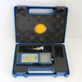 Teste de vibração multifunção para leituras precisas 10Hz a 1KHz 10Hz a 10KHz 0.1-200m/s Indicador de bateria baixa